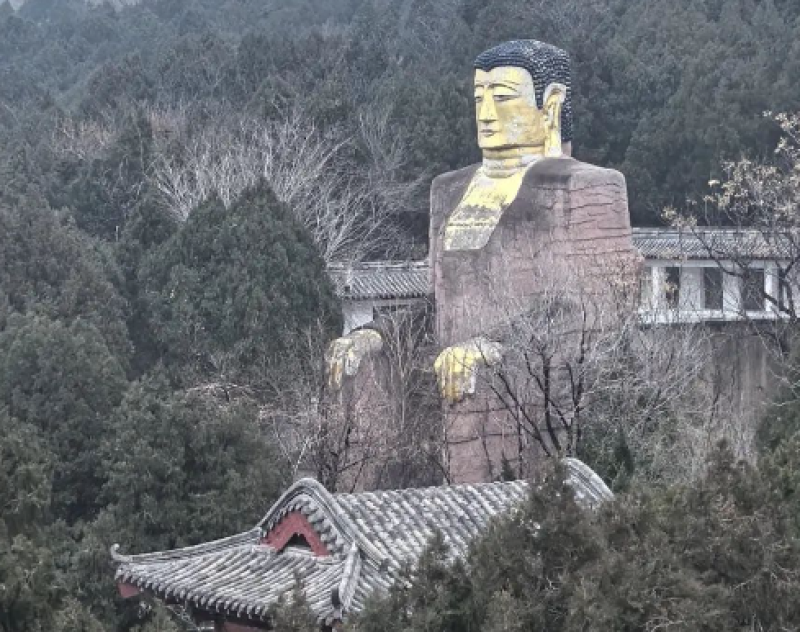 济南的冬天（二）：小山有千佛